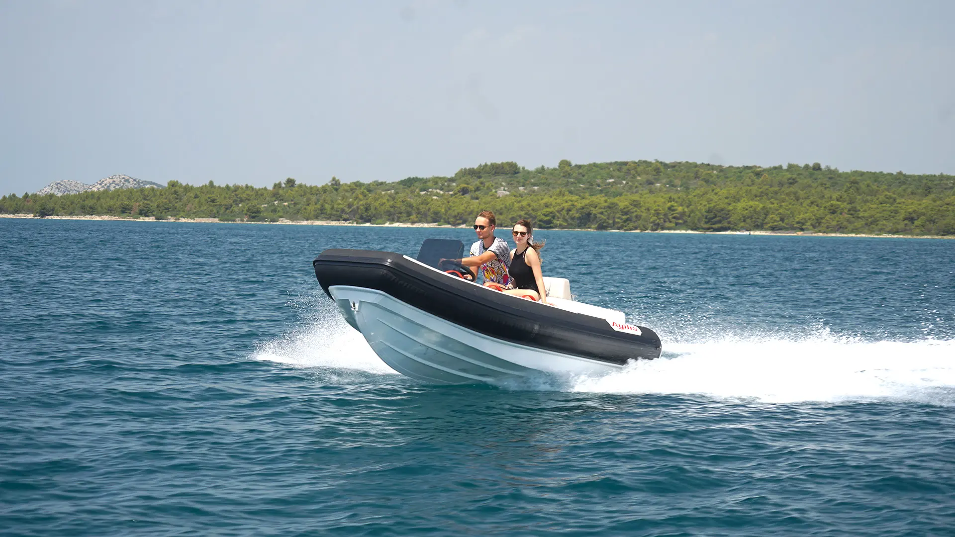 Agilis 360D Diesel Jet Tender – Precision, Safety & Efficiency