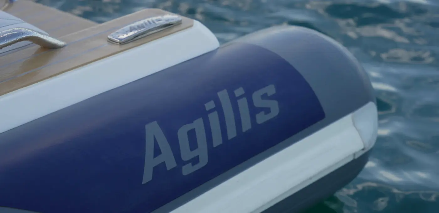 Agilis 400C Jet Tender – Power, Precision & 7-Person Capacity