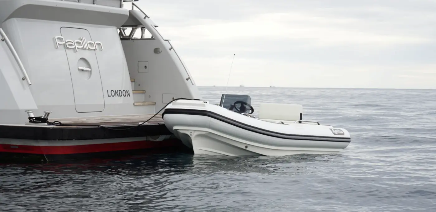 Agilis 400D Diesel Jet Tender – High-Performance Diesel Efficiency