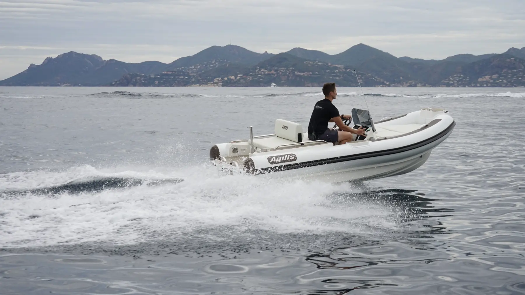 Agilis 400D Diesel Jet Tender – High-Performance Diesel Efficiency