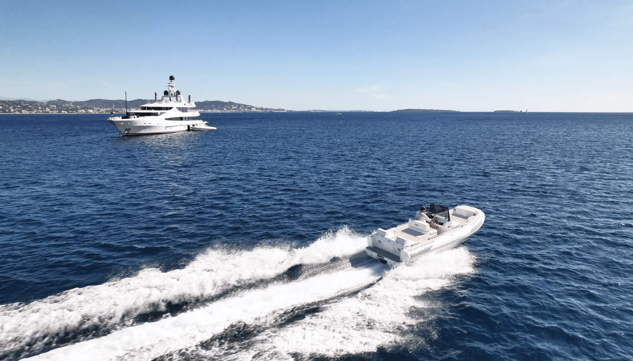 Agilis 560D Diesel Jet Tender – The Ultimate Flagship Luxury Tender